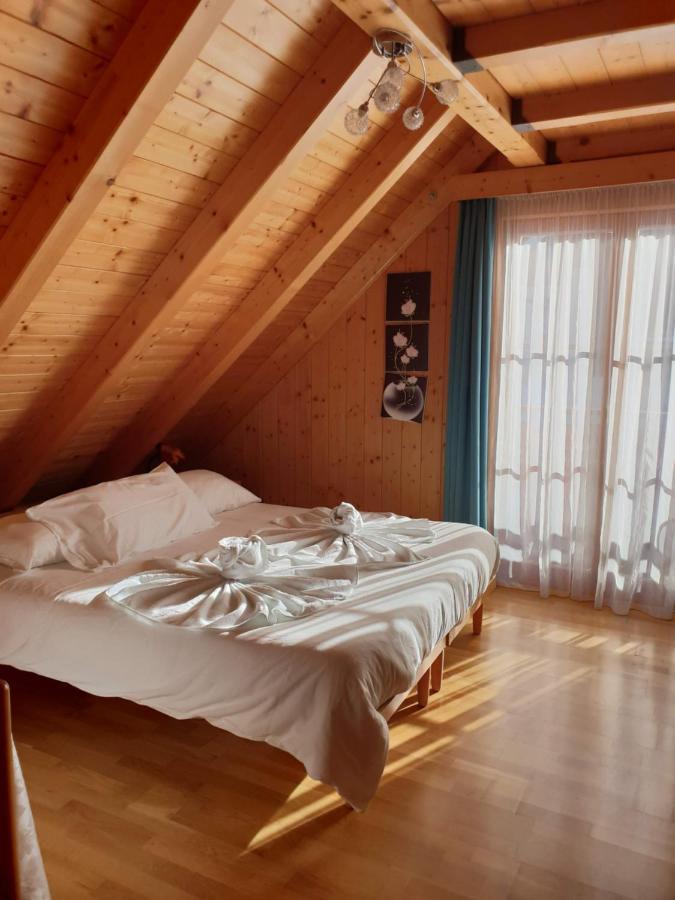 Bed and Breakfast Al Sentiero Di Charly Тарвизио Экстерьер фото