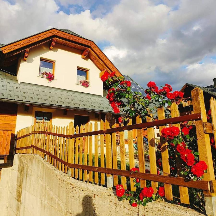Bed and Breakfast Al Sentiero Di Charly Тарвизио Экстерьер фото